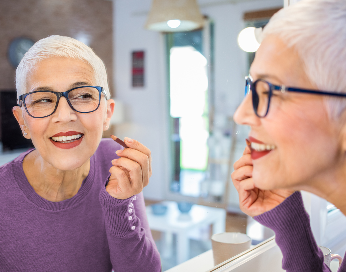 Michael-Riordan-Orthodontics-older-woman-nice-smile